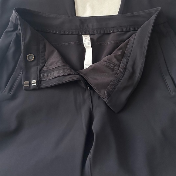 Lululemon On The Move Pant *Lightweight - Black SZ 2 - Picture 5 of 6